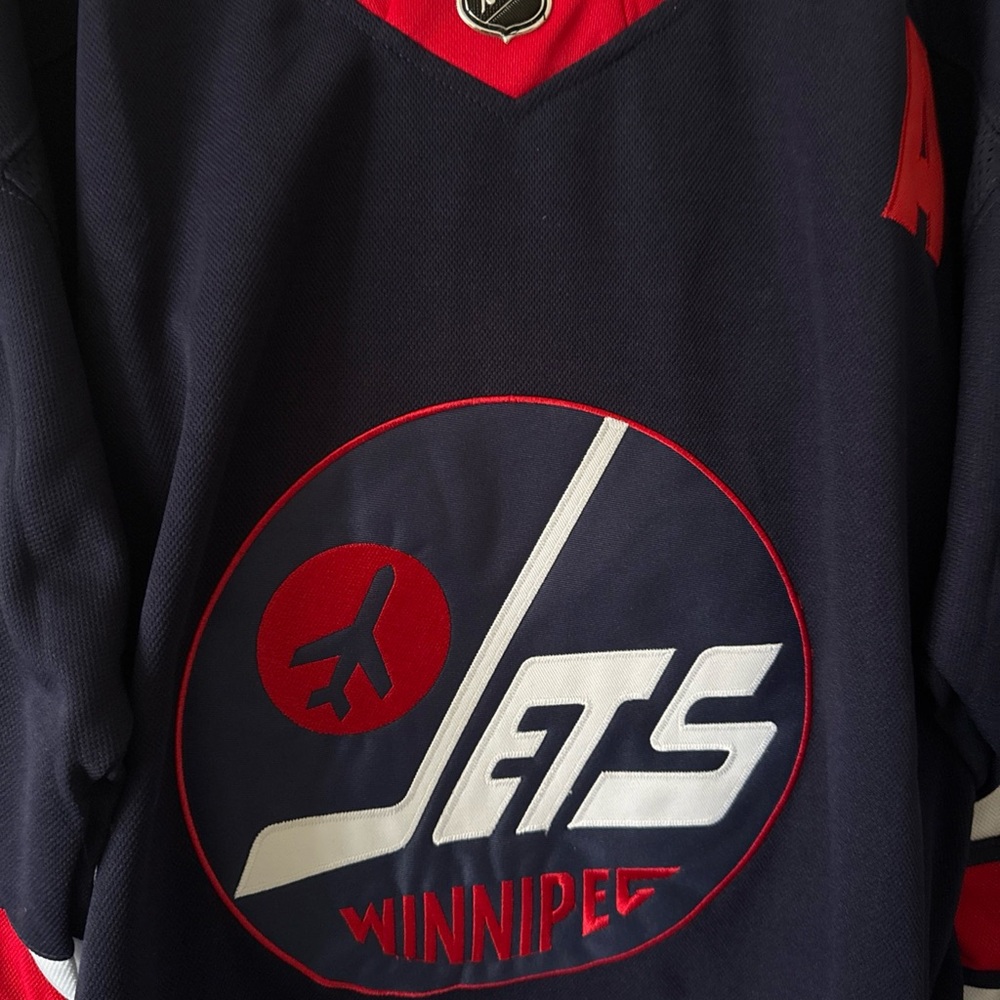 Men’s Fanatics Mark Scheifele #55 Winnipeg Jets NHL Jersey Sz 50 - Blue RARE - Picture 2 of 7